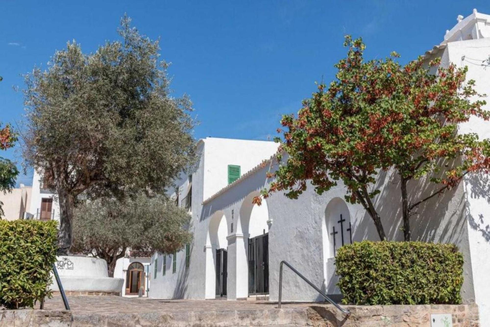 Hostal Cisne Hotel San Antonio  Buitenkant foto