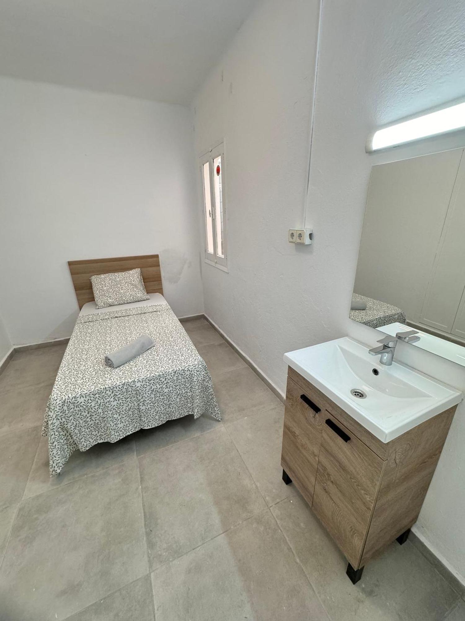 Hostal Cisne Hotel San Antonio  Buitenkant foto